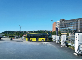 Newyea Level 4 DC fast charging piles (DC60KW, DC90KW and DC120KW) supporting the solar energy storage and charging project in the Netherlands 